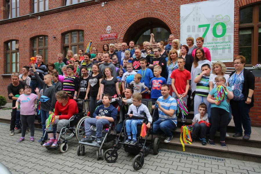 NOWOCZESNY INKUBATOR OD WIELKIEJ ORKIESTRY ŚWIĄTECZNEJ POMOCY