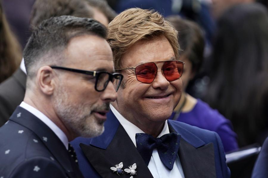 Elton John oraz David Furnish na premierze filmu "Rocketman"