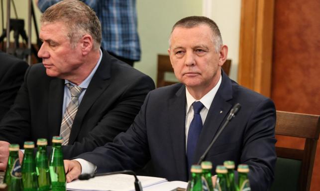 Interwencja poselska Lewicy w CBA. Posłowie chcą przeczytać raport Biura o Banasiu