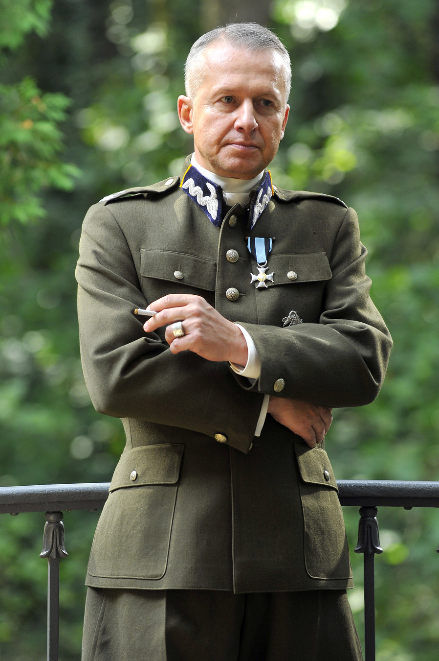 Bogusław Linda na planie filmu "Tajemnica Westerplatte"