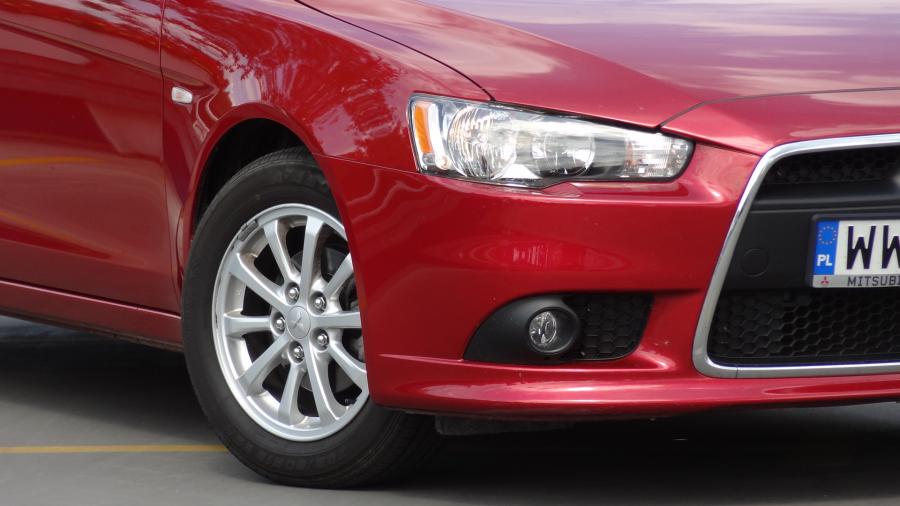 Mitsubishi lancer sportback