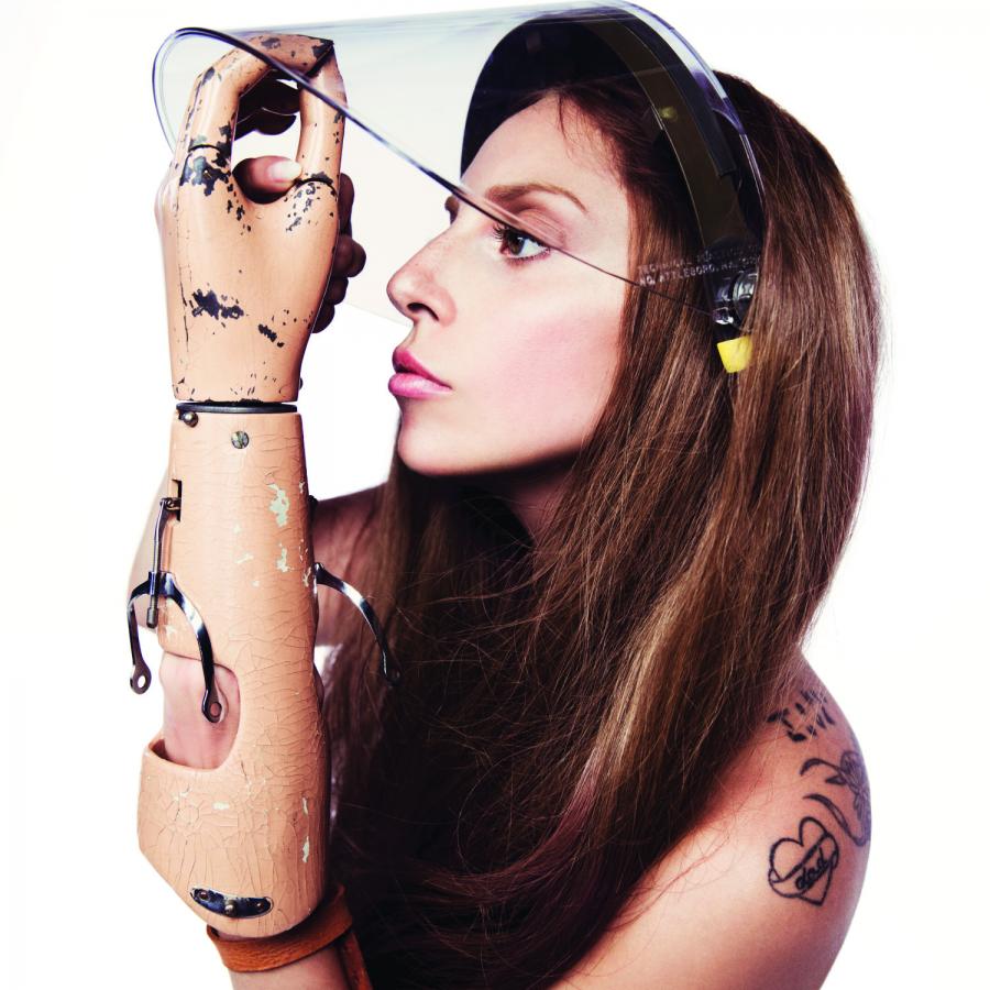 Lady GaGa na zdjęciach z sesji do płyty "Artpop"