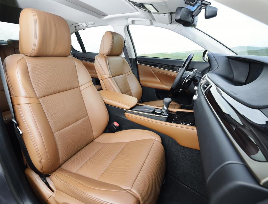 Lexus GS 300h - zdjęcie poglądowe