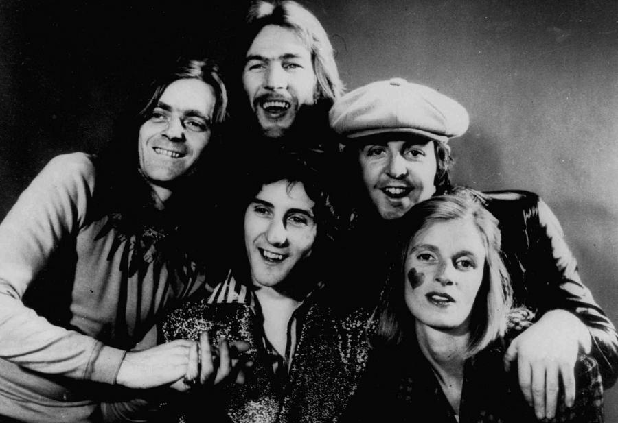 5. "Silly Love Songs" – Wings