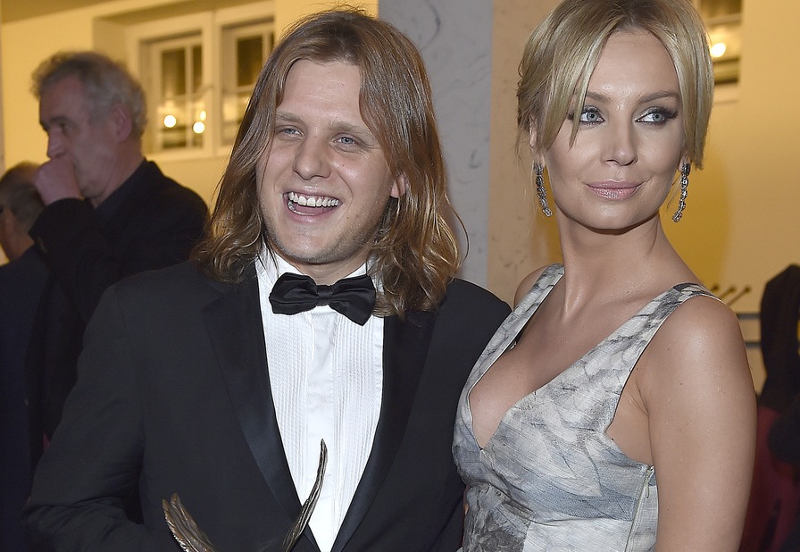 Siedem Orłów dla "Bogów"! Producent filmu Piotr Woźniak-Starak i Agnieszka Szulim