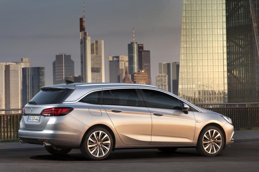 Opel astra sports tourer