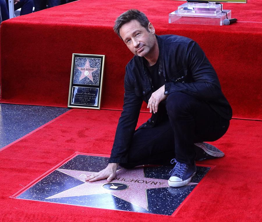 Chcę uwierzyć – powiedział za agentem Foxem David Duchovny odsłaniając swoją gwiazdę