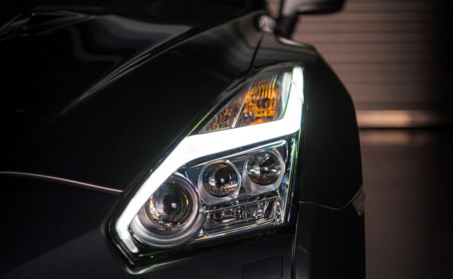 Nissan GT-R